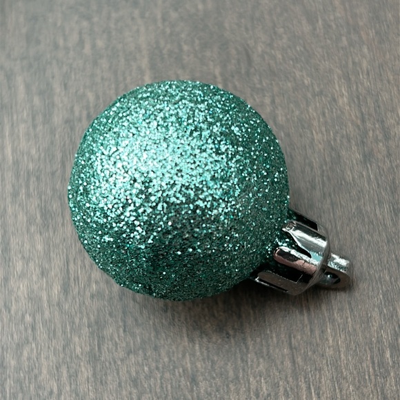 Mint Green Christmas Tree Sparkle Ornaments Balls, Decor Holiday, Garland Decor - Picture 4 of 6